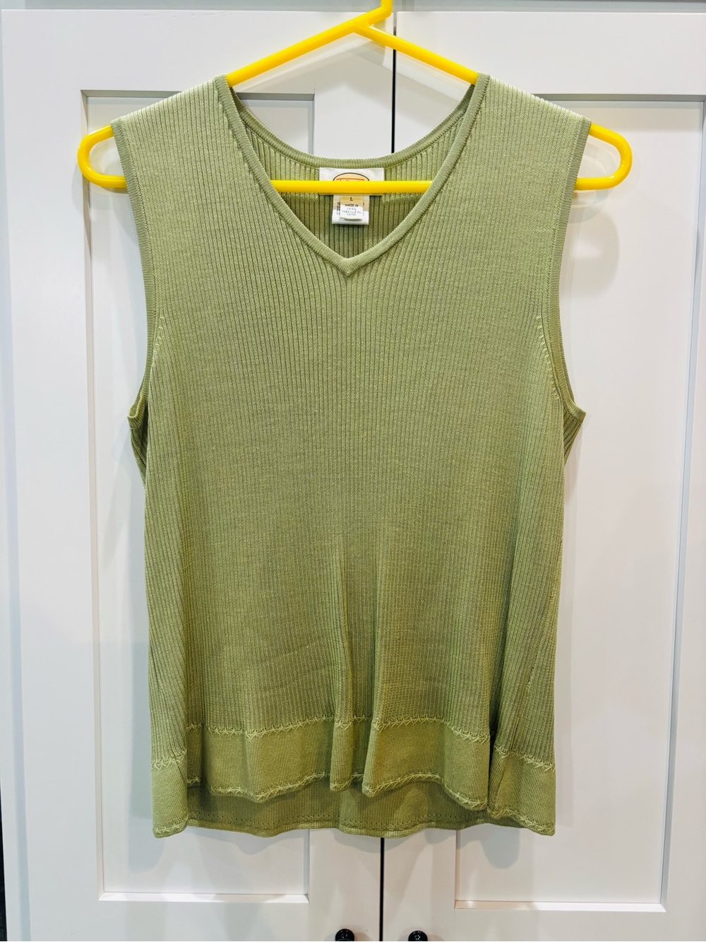 Talbots Sage Green Silk Ribbed V-Neck Sleeveless Tank
